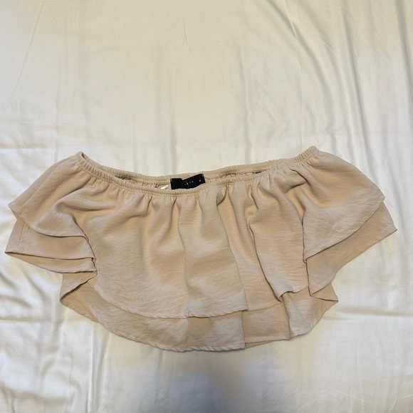 Nice shirts - Picture 2 of 4